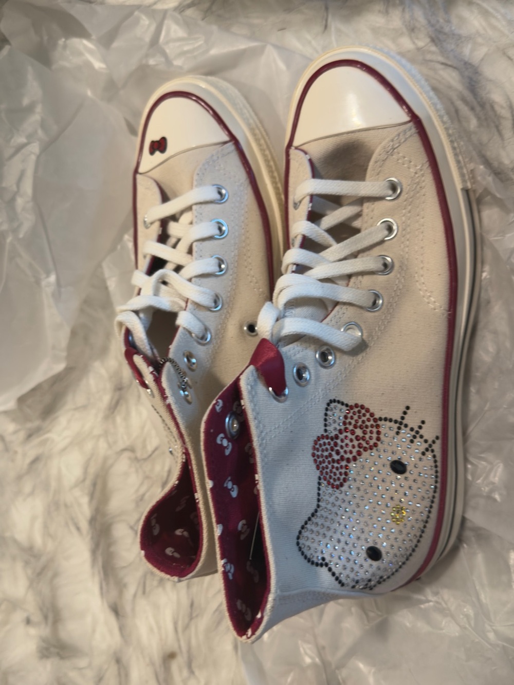 Converse x Hello Kitty Chuck 70 Swarovski® – Size 7 – Brand New
